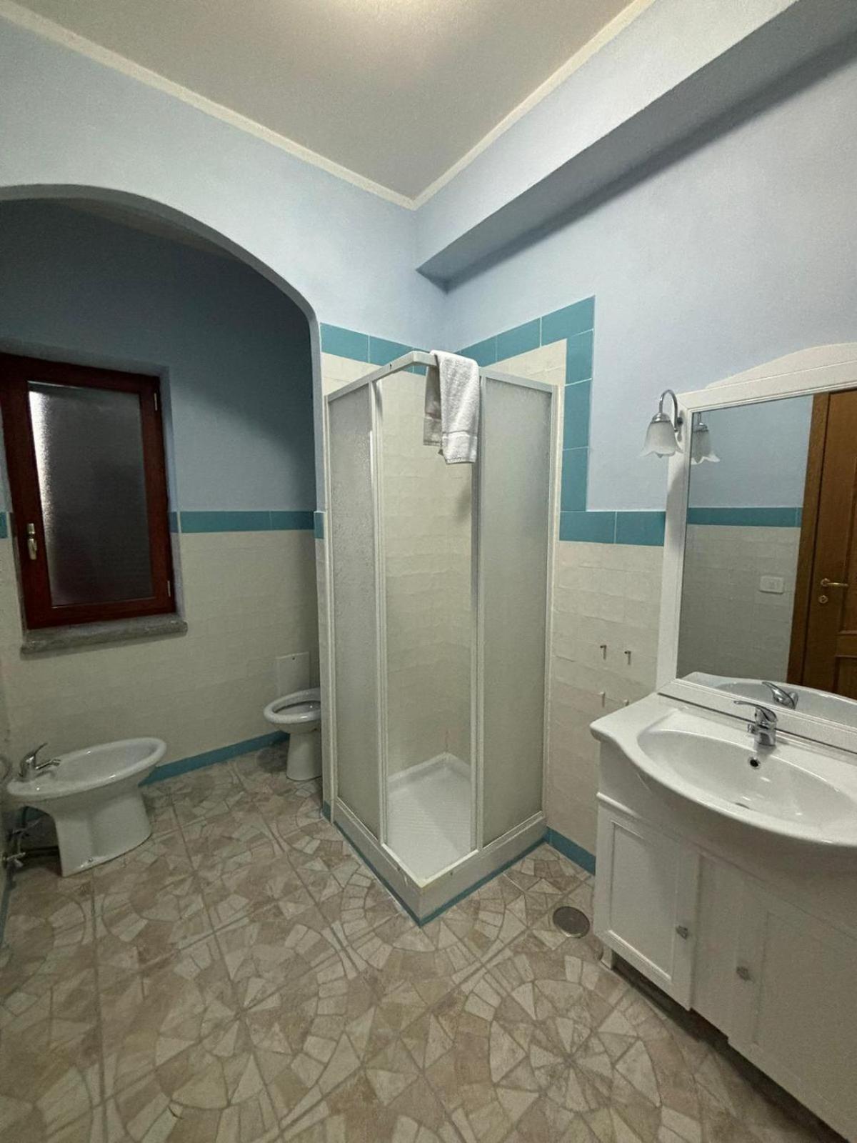 Domus Arco Romano Guest House Итри Экстерьер фото