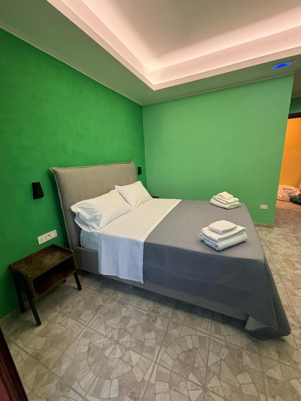 Domus Arco Romano Guest House Итри Экстерьер фото