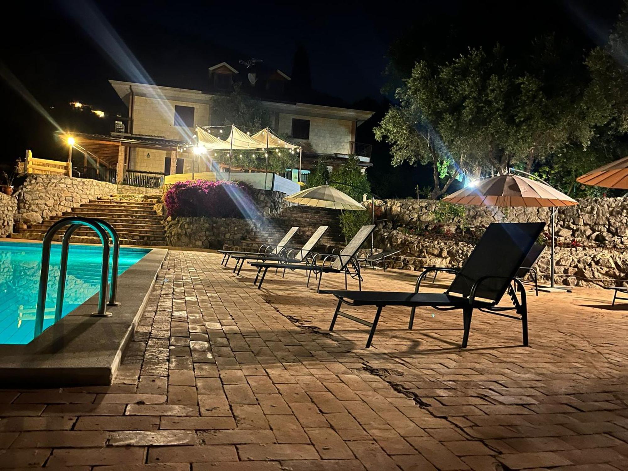 Domus Arco Romano Guest House Итри Экстерьер фото